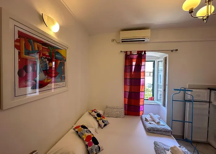 Hostel Split بيت شباب