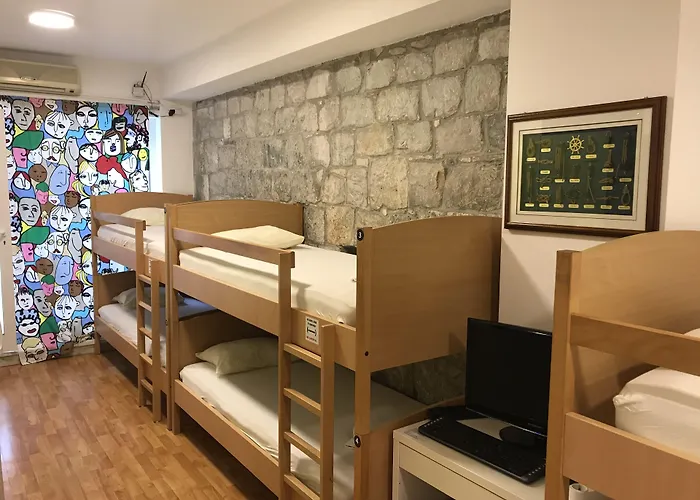 بيت شباب Hostel Split سبليت