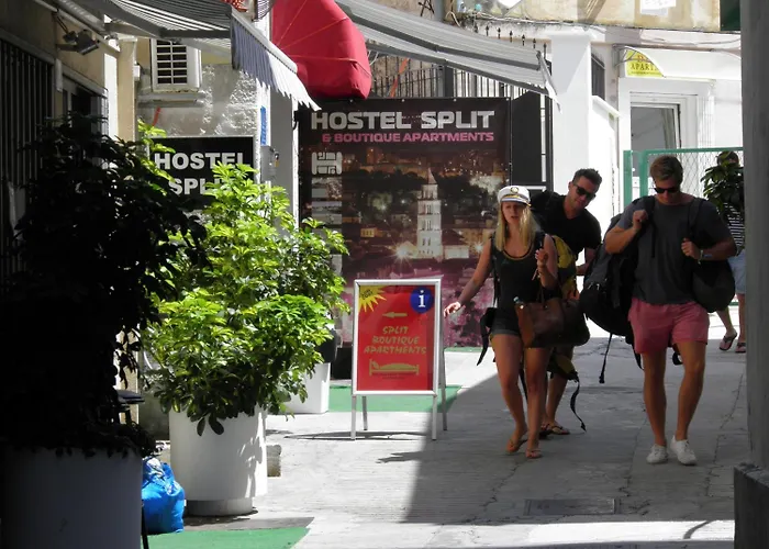 Hostel Split *