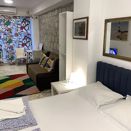 ホステル スプリト *