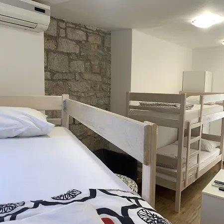 Vandrerhjem Hostel Split *