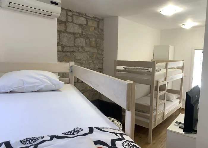 Albergue Hostel Split *