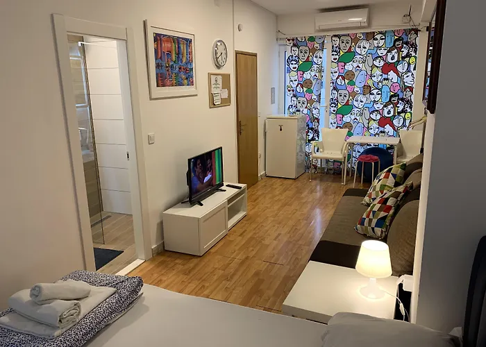 호스텔 스플리트 *