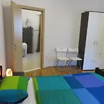 ホステル スプリト