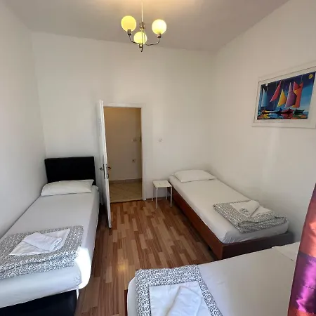 Hostel Split * Σπλιτ