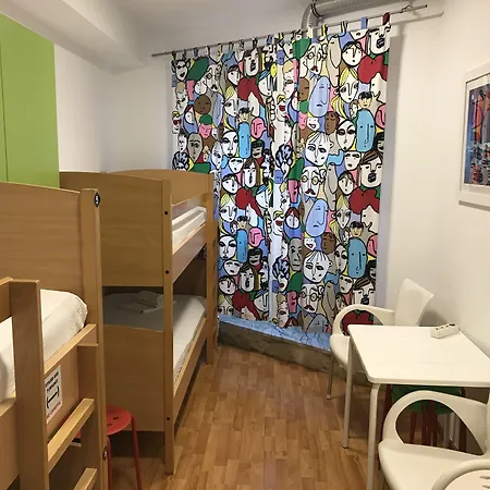 Hostel Split * Σπλιτ